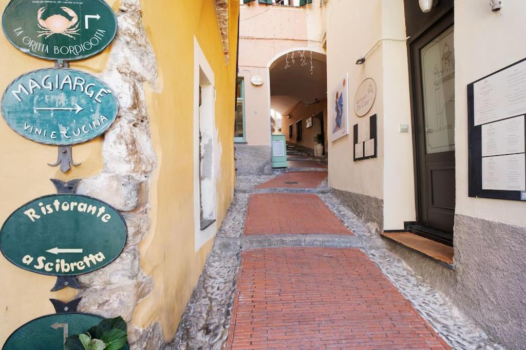Casa Della Nonna Teresa Appartement Bordighera Buitenkant foto