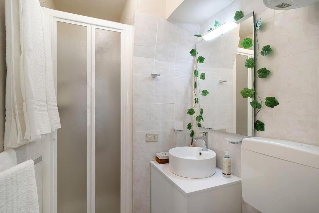 Casa Della Nonna Teresa Appartement Bordighera Buitenkant foto